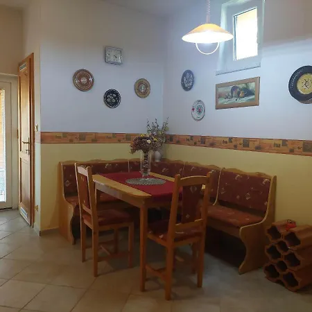 Holiday home Schoenes Mit Grossem Pool 4 Km Zum Balaton