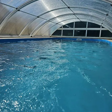 Feriehus Schoenes Mit Grossem Pool 4 Km Zum Balaton