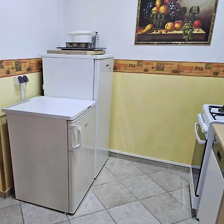 Schoenes Mit Grossem Pool 4 Km Zum Balaton Holiday home Balatonszentgyorgy
